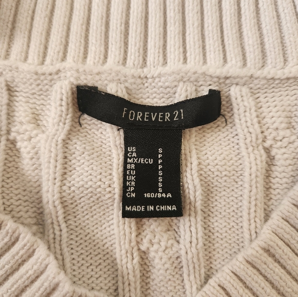 forever 21 sweater vest - Picture 2 of 2